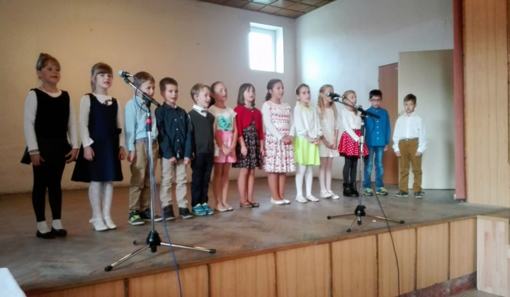 Október - mesiac úcty k starším 2016